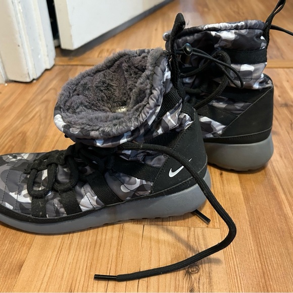 Nike Black and Gray Camo Camouflage Lightweight Winter Snow Boots women’s 7 - Picture 2 of 5